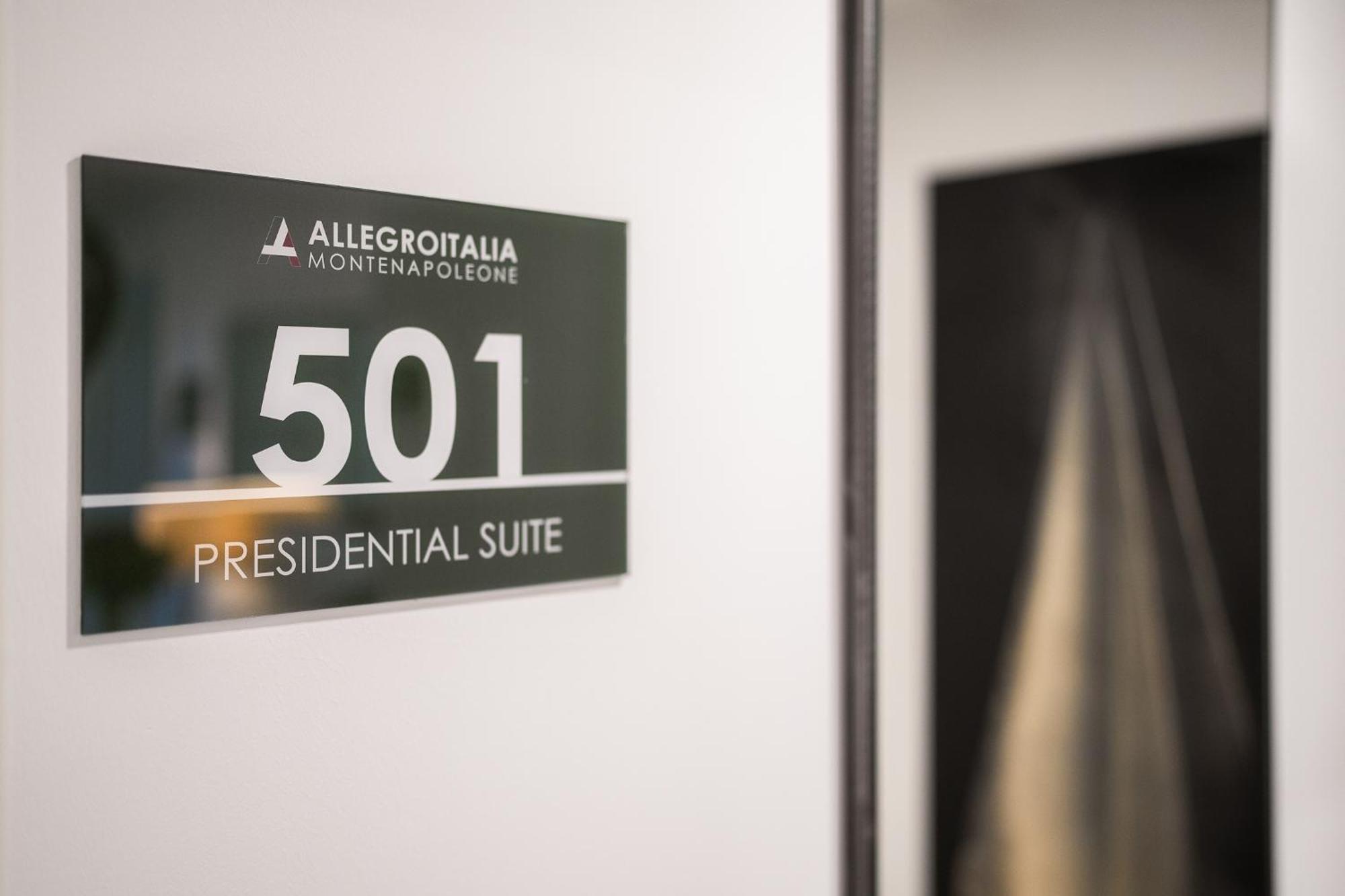 Allegroitalia Penthouse Montenapoleone Milano Dış mekan fotoğraf